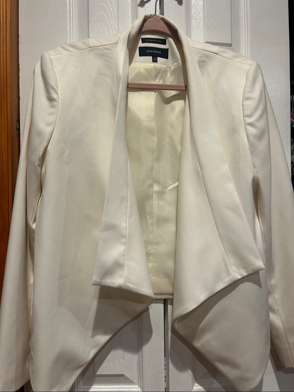Jones Wear Open-Front Women's Blazer - Picture 2 of 3